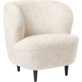 small Stay lounge chair - Off-white sheepskin + black stained oak legs