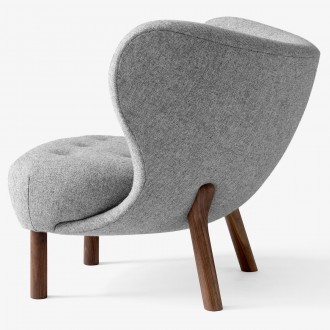 Little Petra Lounge Chair VB1 - Hallingdal 130 + oiled Walnut