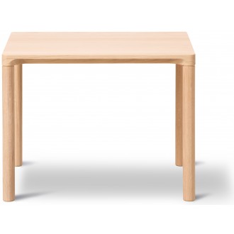 light oiled oak – 46.5 x 39 cm – Piloti 6705 coffee table
